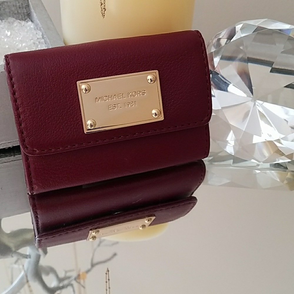 NWOT Michael Kors Wine Mini Wallet